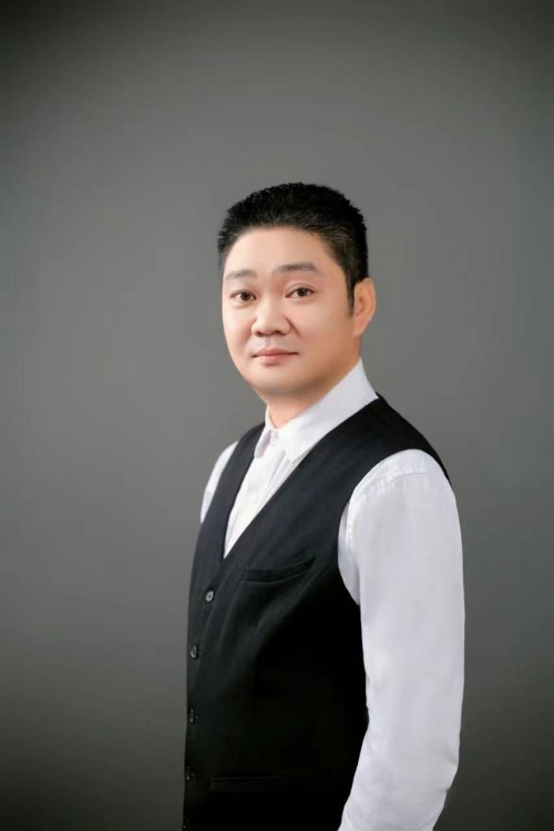 专访宏卓灯光总经理姚辉煌：深耕专业灯光领域，以技术服务破局同质化竞争